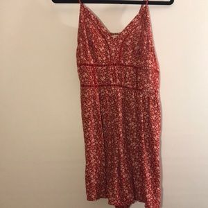 american eagle floral romper with pockets!!!